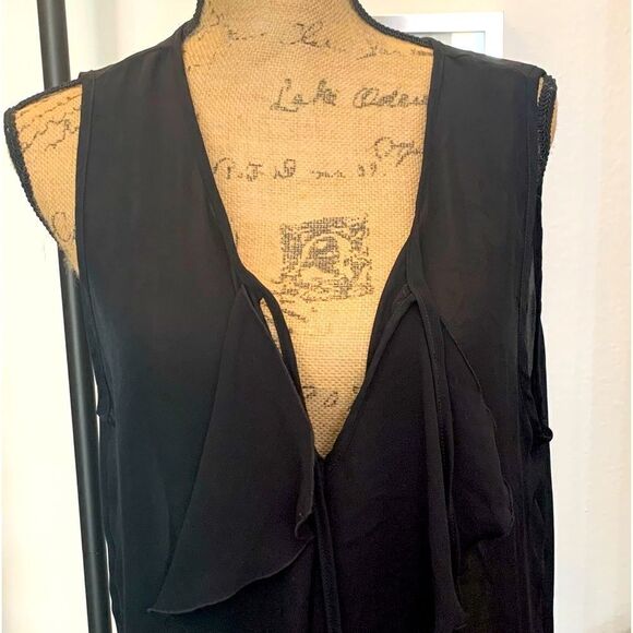 XL black silky camisole top with ruffle detail . sheer. NY&Co$5 when bundled - Picture 1 of 6